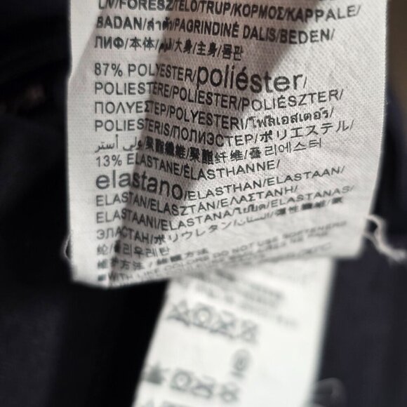 Under Armour Women's HeatGear Compression Black Ankle Crop Leggings - Picture 8 of 8